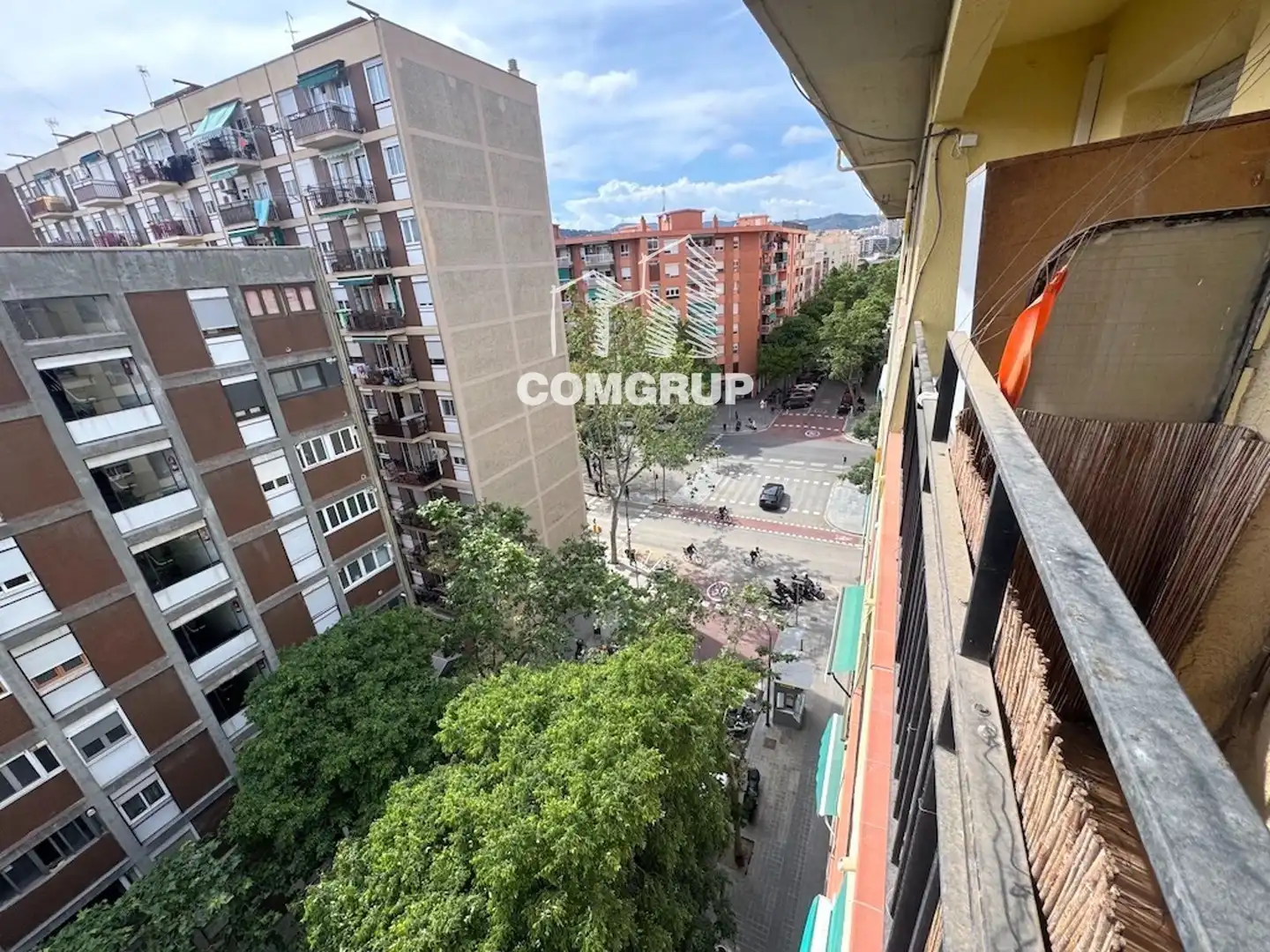 Exterior view of Flat for sale in Barcelona  with Air Conditioner, Heating and Parquet flooring