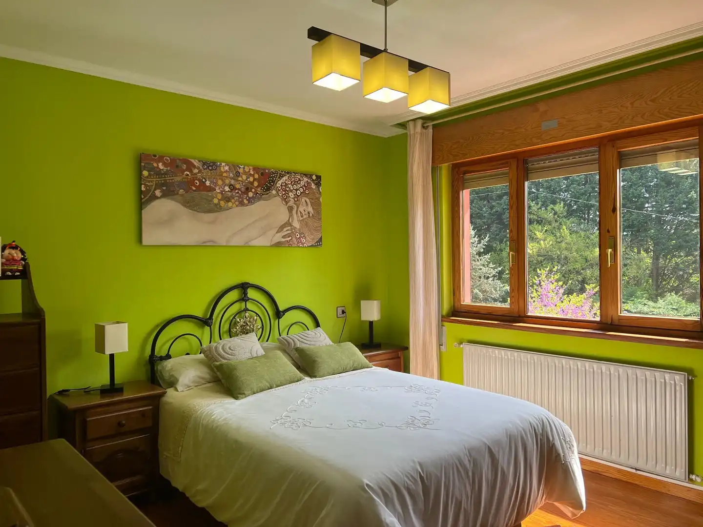 Habitación de Casa o chalet en venta en Cangas de Onís con Calefacción, Jardín privado y Amueblado
