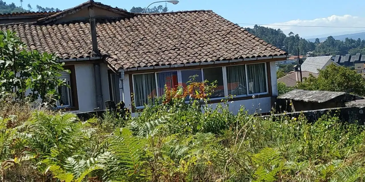 Vista exterior de Casa o chalet en venta en Ourense Capital  con Calefacción
