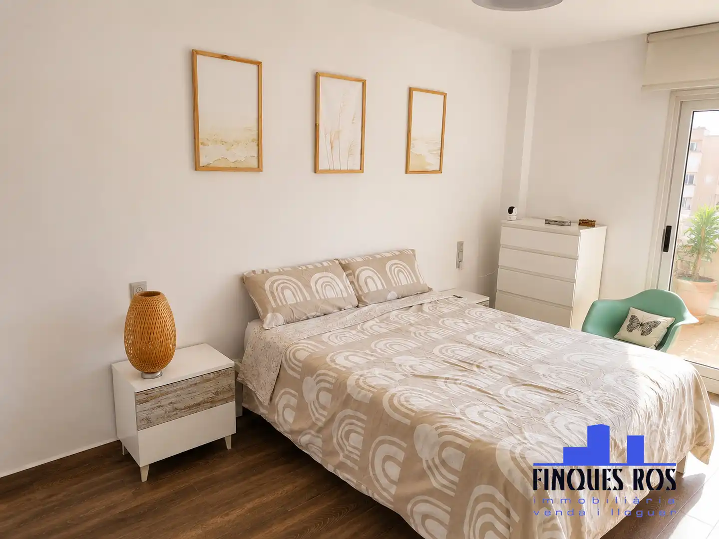 Habitación de Piso en venta en Vinaròs con Aire acondicionado, Calefacción y Terraza