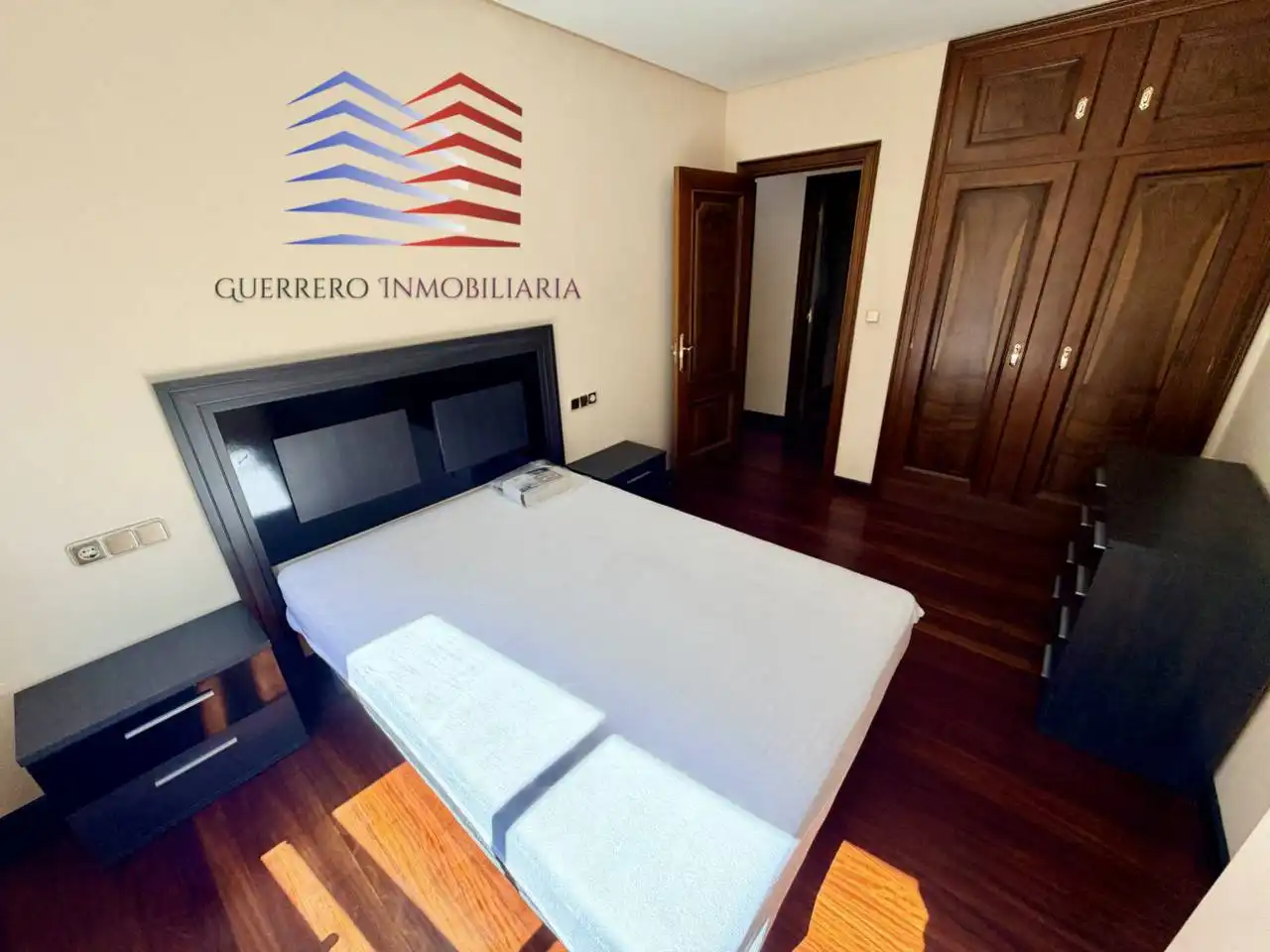 Exterior view of Apartments for rent in Ourense Capital   with Heating, Parquet flooring and Furnished