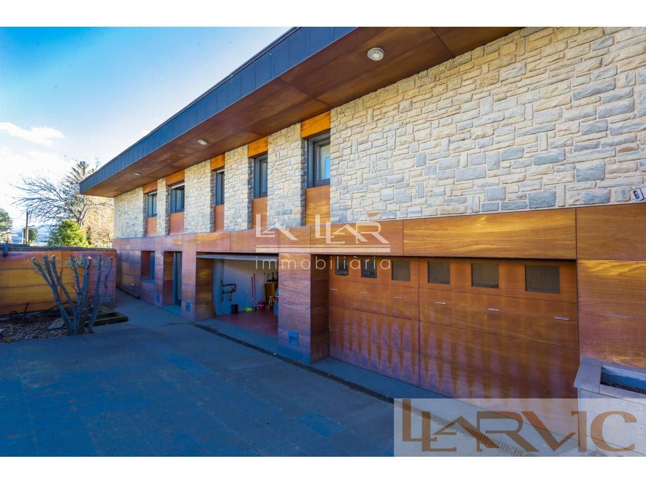 Exterior view of House or chalet for sale in Vic  with Air Conditioner, Heating and Private garden