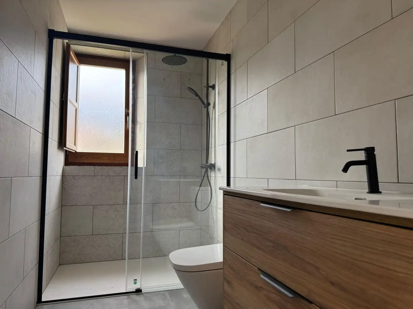 Baño de Casa o chalet en venta en Centelles con Aire acondicionado, Jardín privado y Balcón