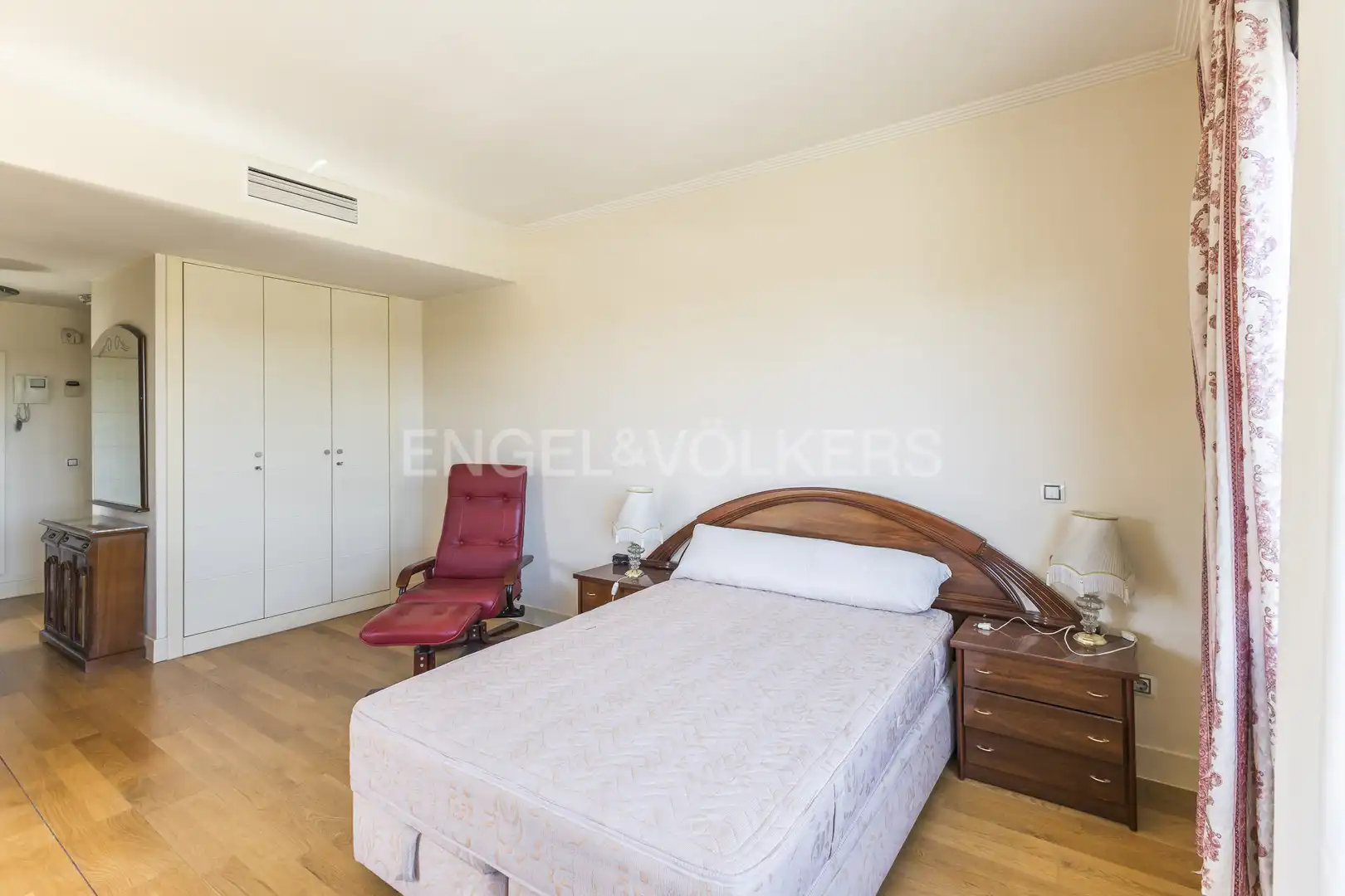 Habitación de Piso en venta en Madrid con Aire acondicionado, Calefacción y Trastero
