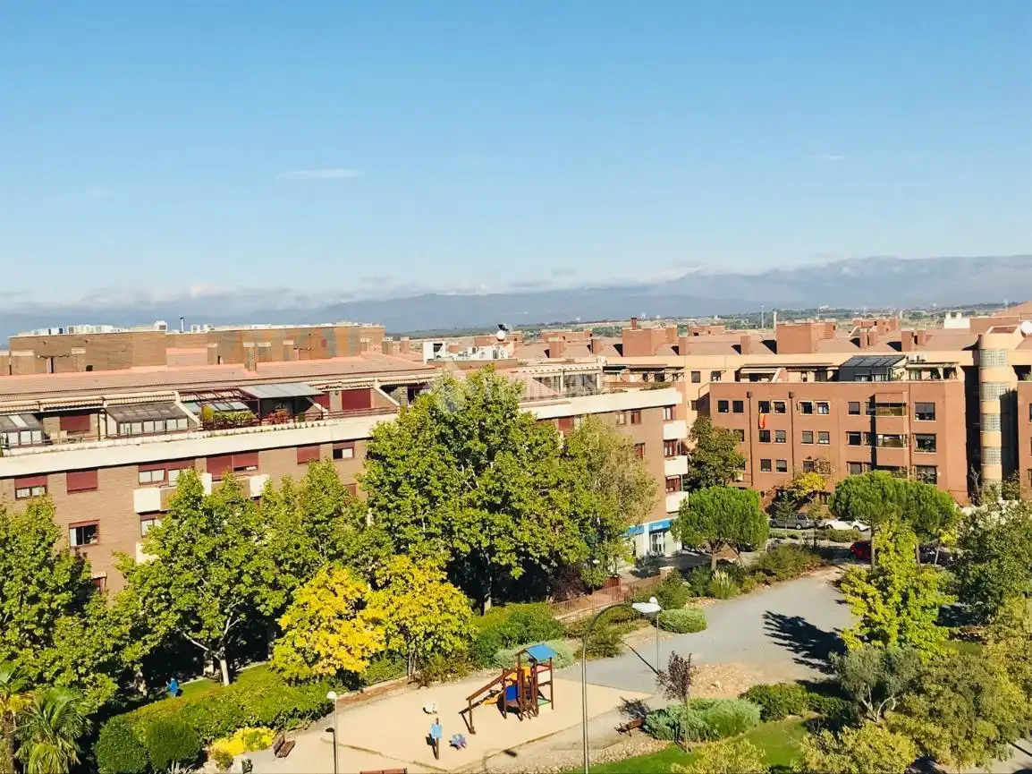 Vista exterior de Local en venta en Madrid con Aire acondicionado y Calefacción