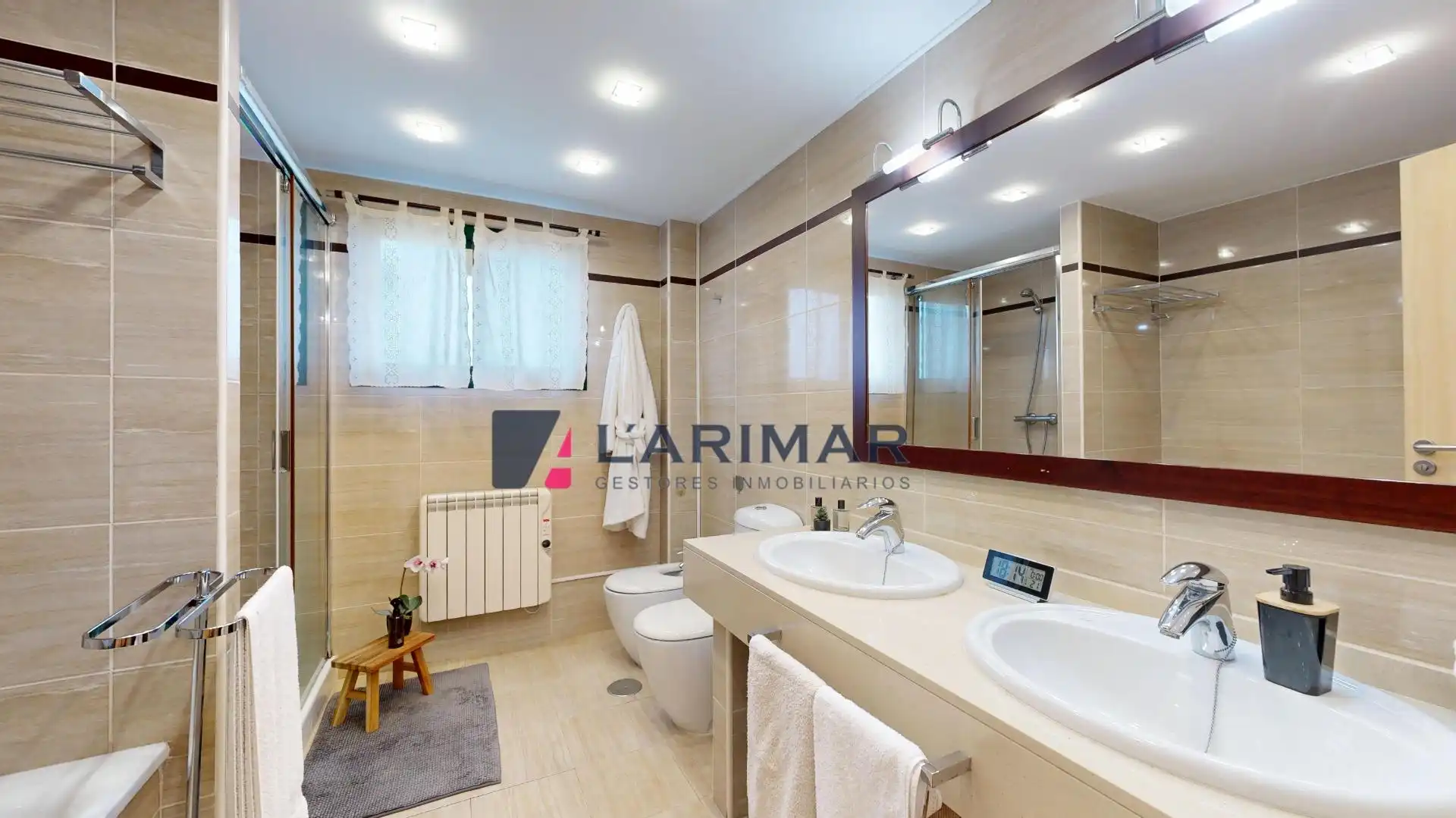 Baño de Casa adosada en venta en Alicante / Alacant con Aire acondicionado, Jardín privado y Terraza