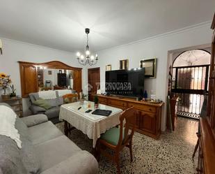 Living room of House or chalet for sale in  Sevilla Capital  with Air Conditioner