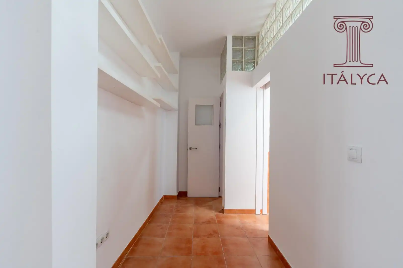 Wohnung zum Verkauf in Sevilla mit Klimaanlage und Heizung