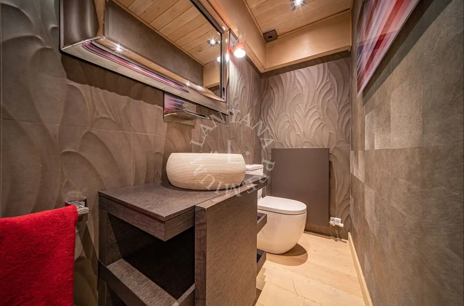 Baño de Casa o chalet en venta en Naut Aran con Terraza y Trastero