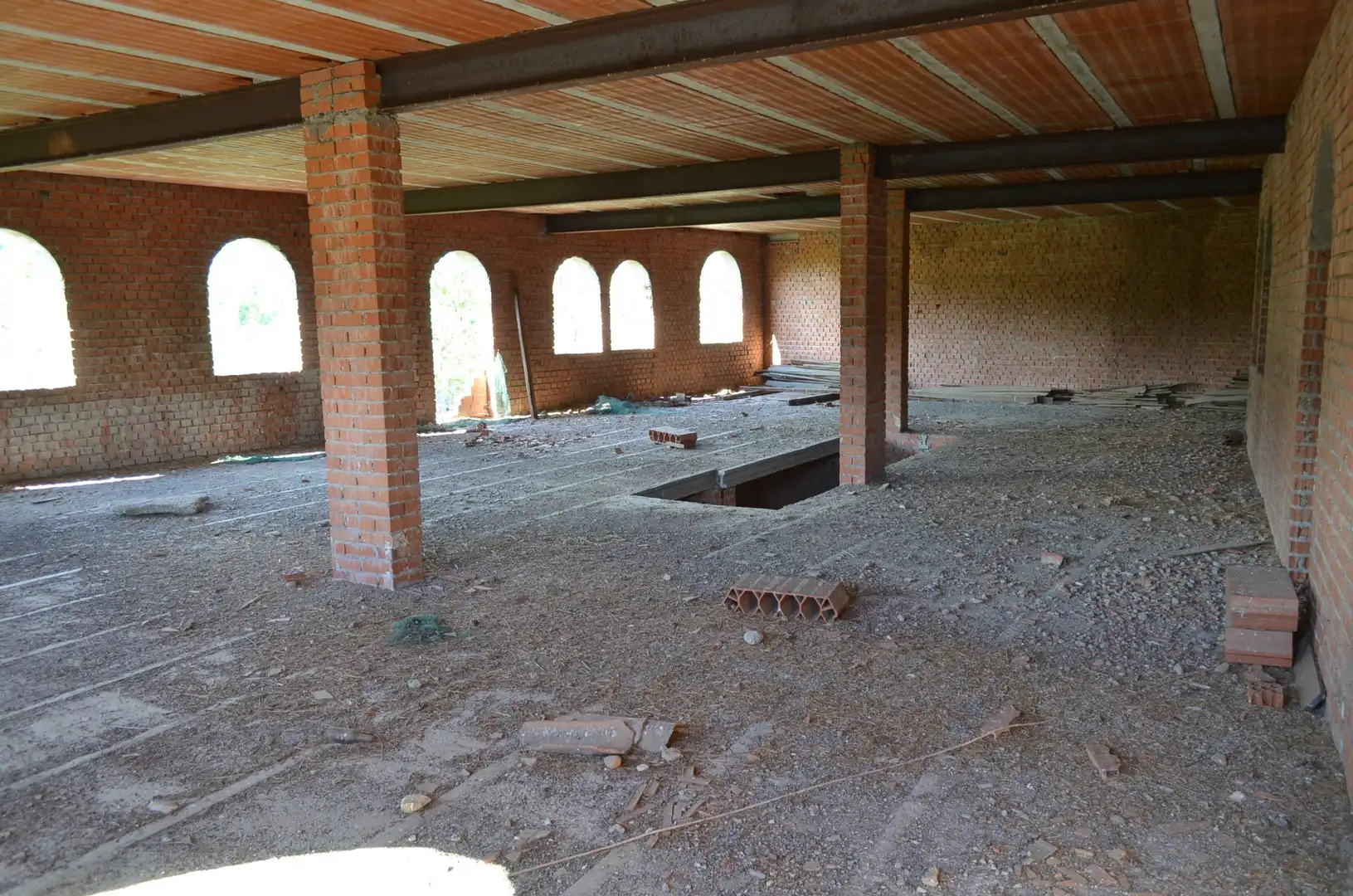 Nau industrial en venda a Casas del Castañar, imagen 11