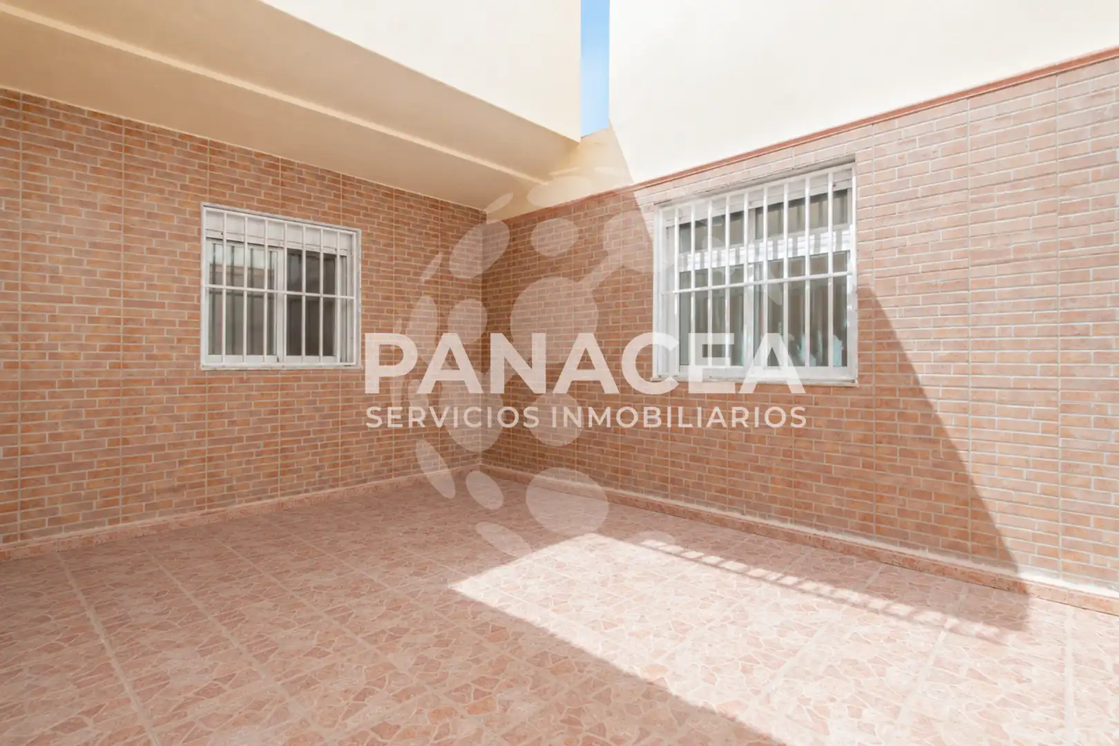 Exterior view of Detached homes for sale in Roquetas de Mar  with Furnished, Oven and Washing machine