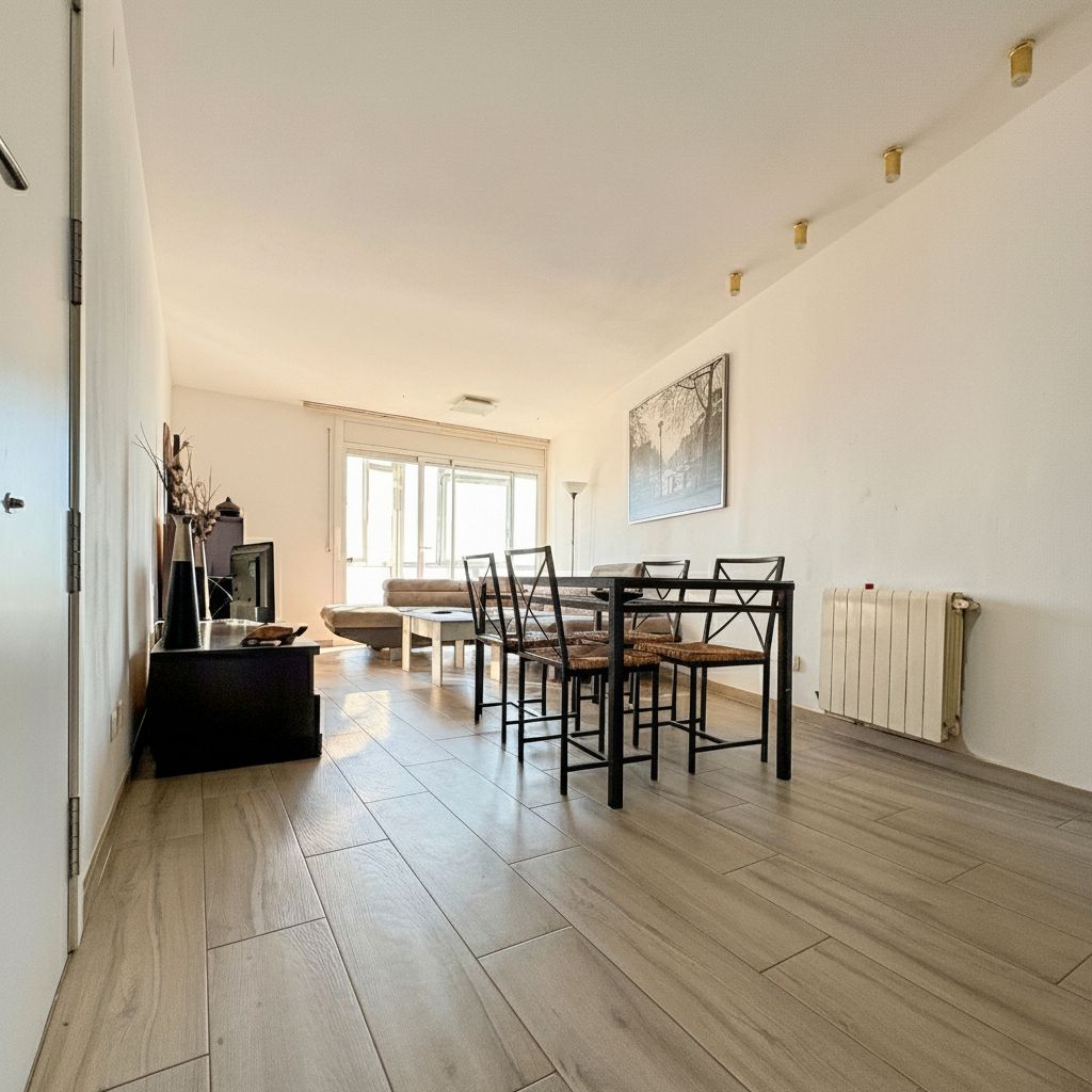 Menjador de Pis en venda en Granollers amb Calefacció i Balcó