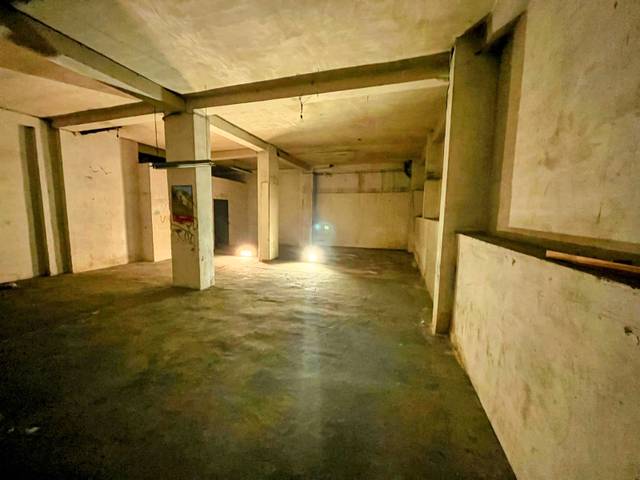 Local comercial en Venta en Calle del Conde de Ribadeo, 5 en San Martín