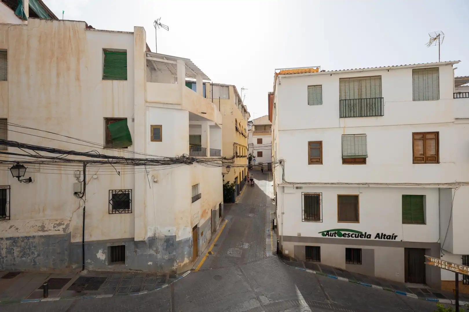 Vista exterior de Edificio en venta en Lanjarón