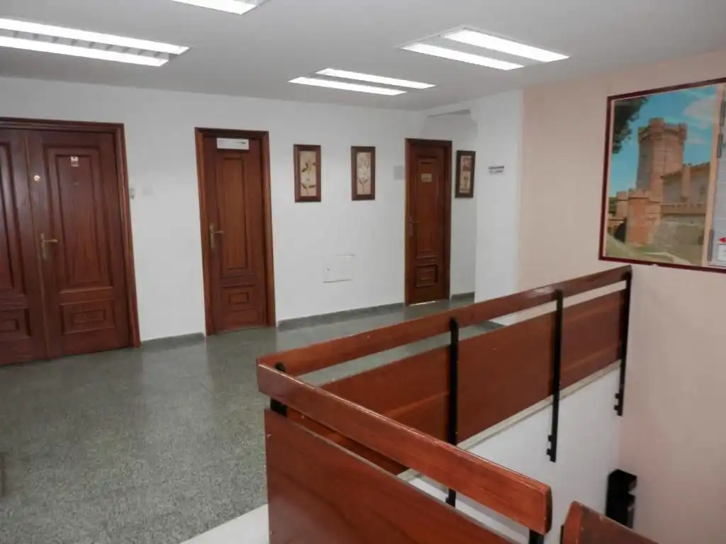 Büro zur Miete in Medina del Campo mit Klimaanlage und Abstellraum