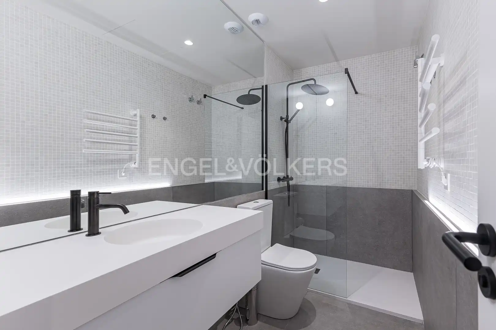 Flat with terrace to rent in Eixample, imagen 19