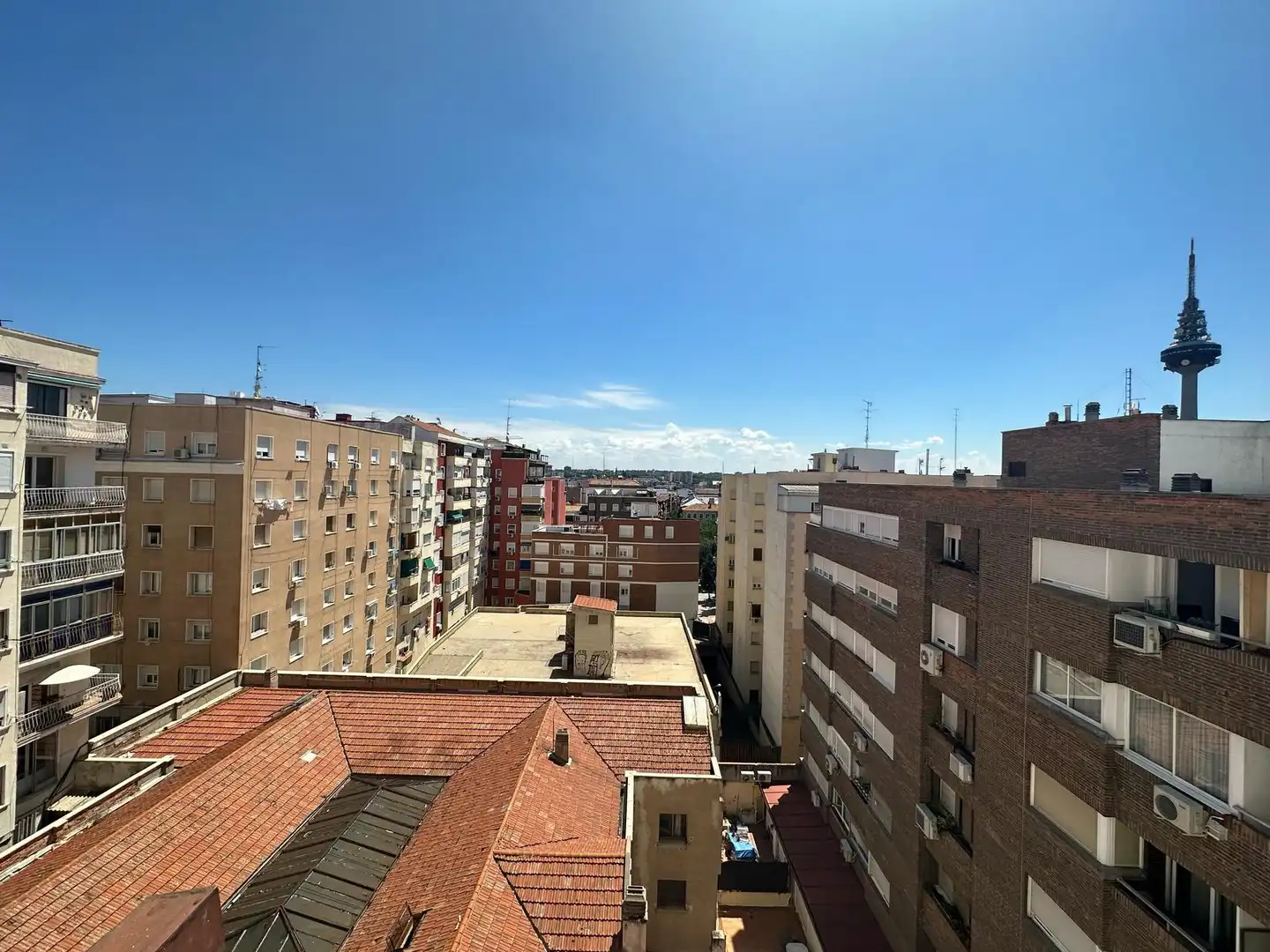 Vista exterior de Piso de alquiler en Madrid con Aire acondicionado, Calefacción y Parquet