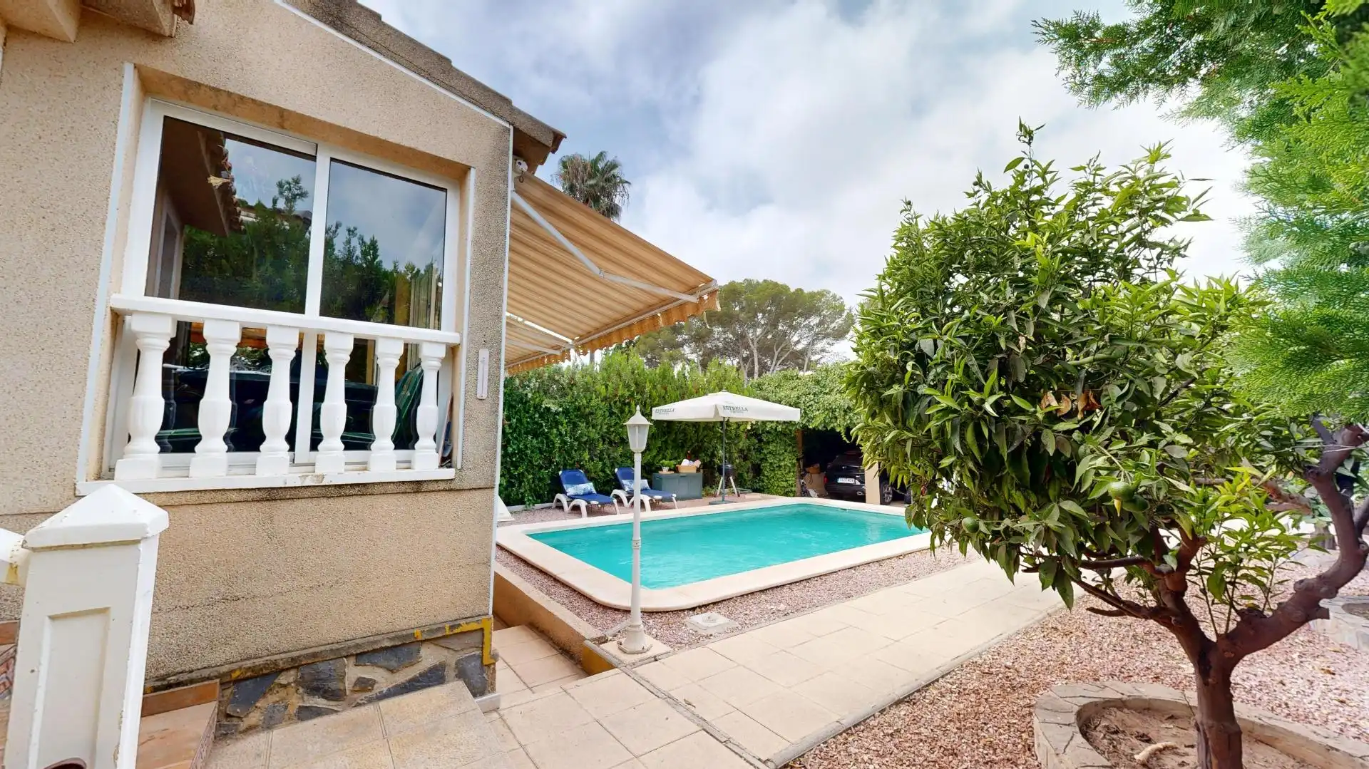 Jardí de Casa o xalet en venda en Torrevieja amb Aire condicionat, Calefacció i Jardí privat