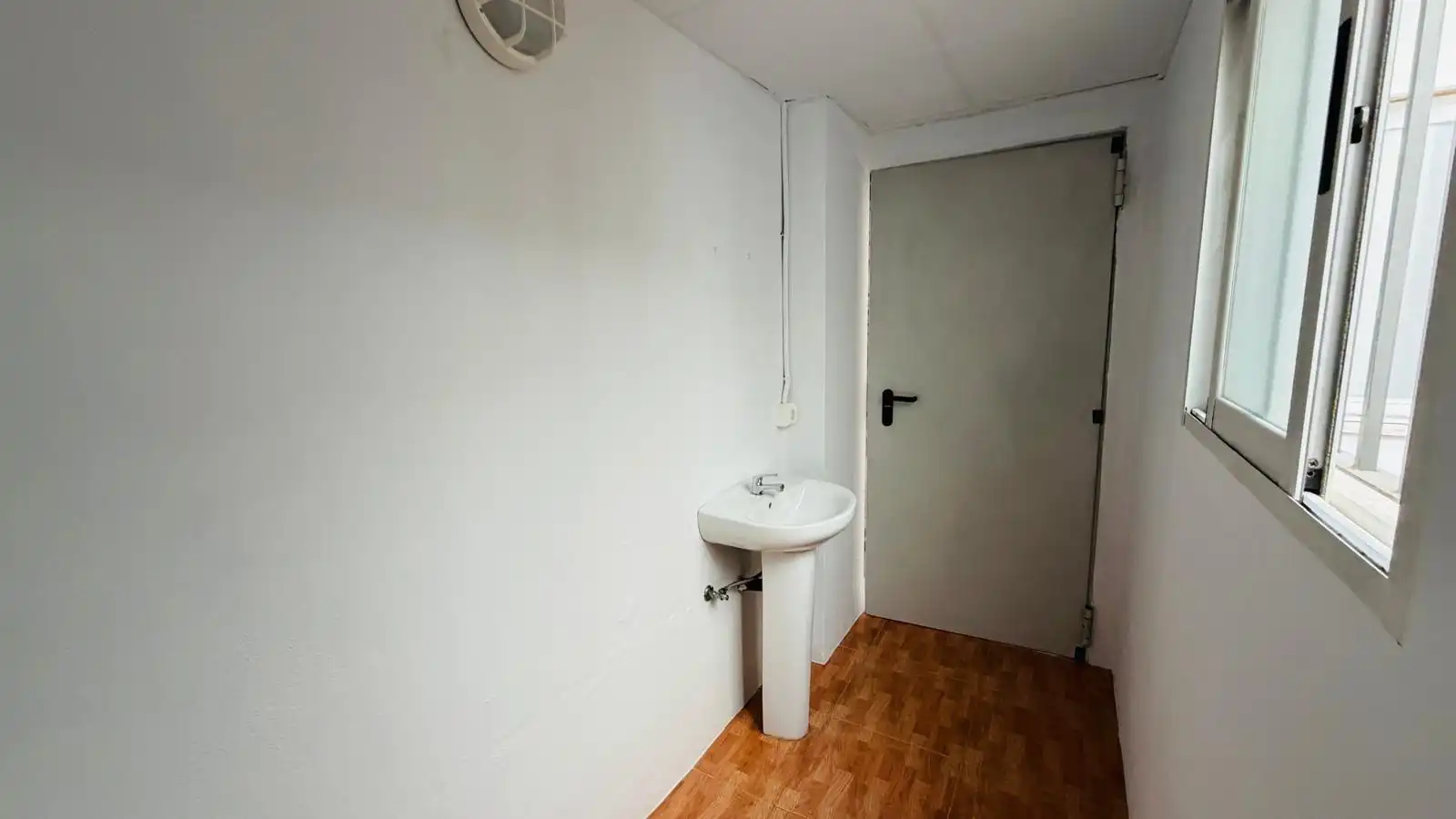 Gewerbefläche zur Miete in Calle Calle Nicolás Factor, imagen 7