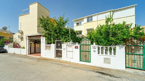 Foto 4 de Casa adosada en venta en Calle F-2 Entre Lago Sol y Chis, La Florida, Orihuela