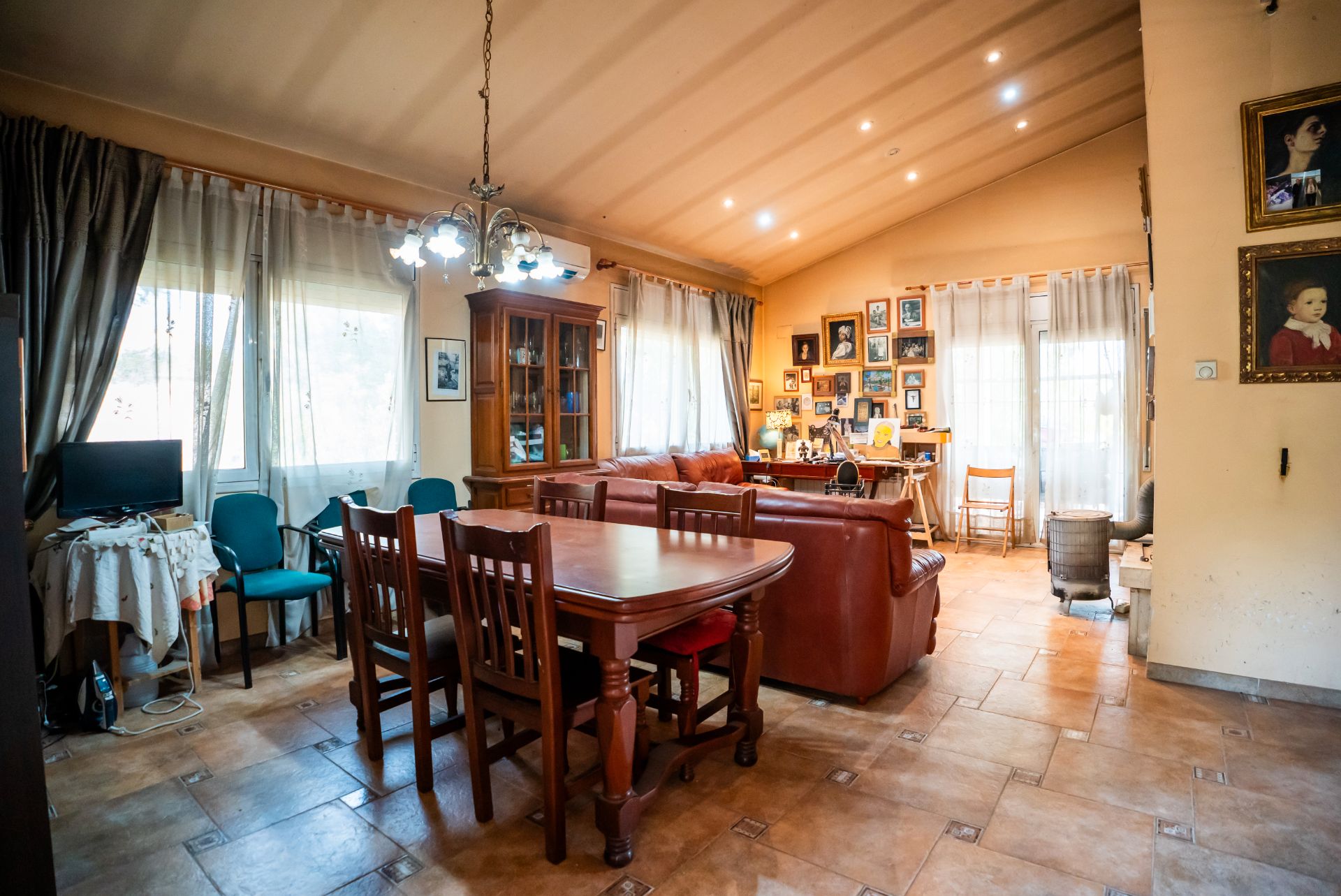 Comedor de Casa o chalet en venta en Cabra del Camp con Aire acondicionado, Jardín privado y Trastero