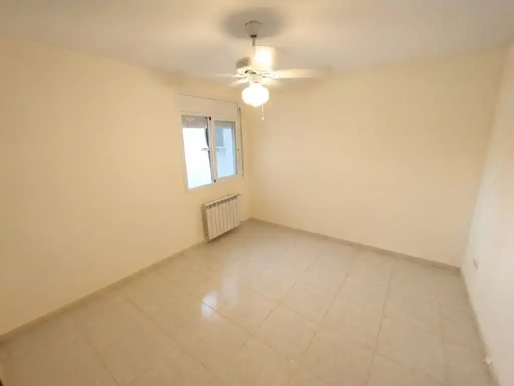 Habitación de Piso en venta en Alcantarilla, Murcia