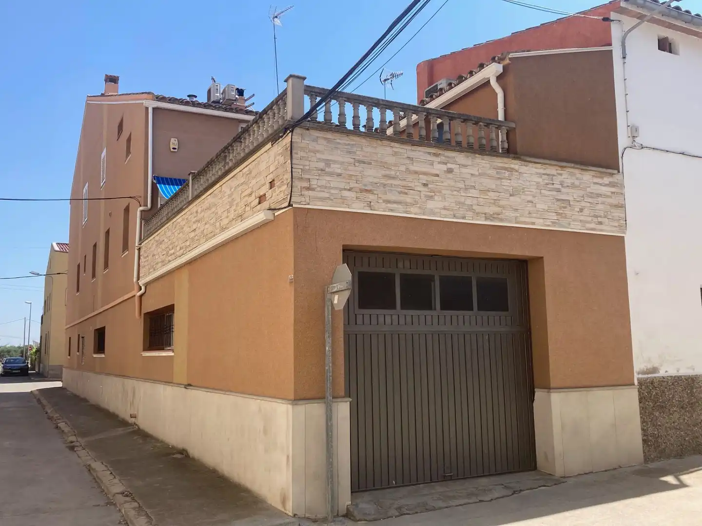 Vista exterior de Casa o chalet en venta en El Poal con Aire acondicionado, Calefacción y Amueblado