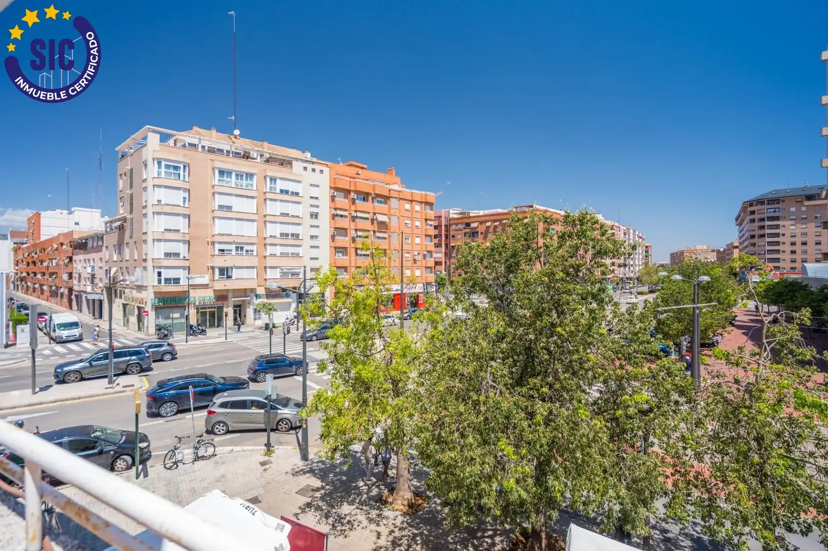 Vista exterior de Piso en venta en Valencia con Aire acondicionado, Calefacción y Terraza