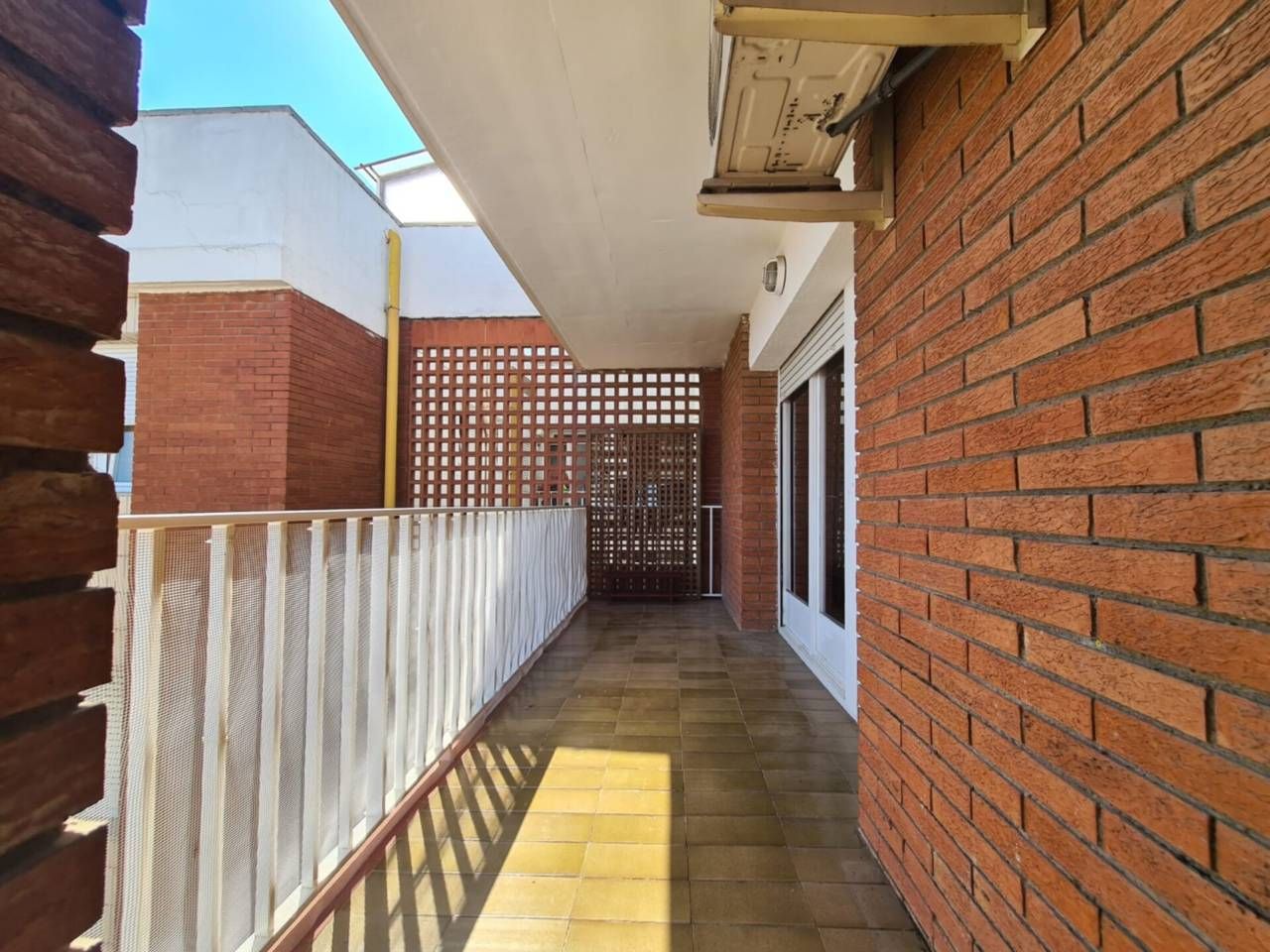 Flat to rent in Cerdanyola del Vallès  with Heating, Furnished and Balcony
