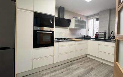 Kitchen of Flat for sale in Paiporta  with Air Conditioner, Heating and Terrace