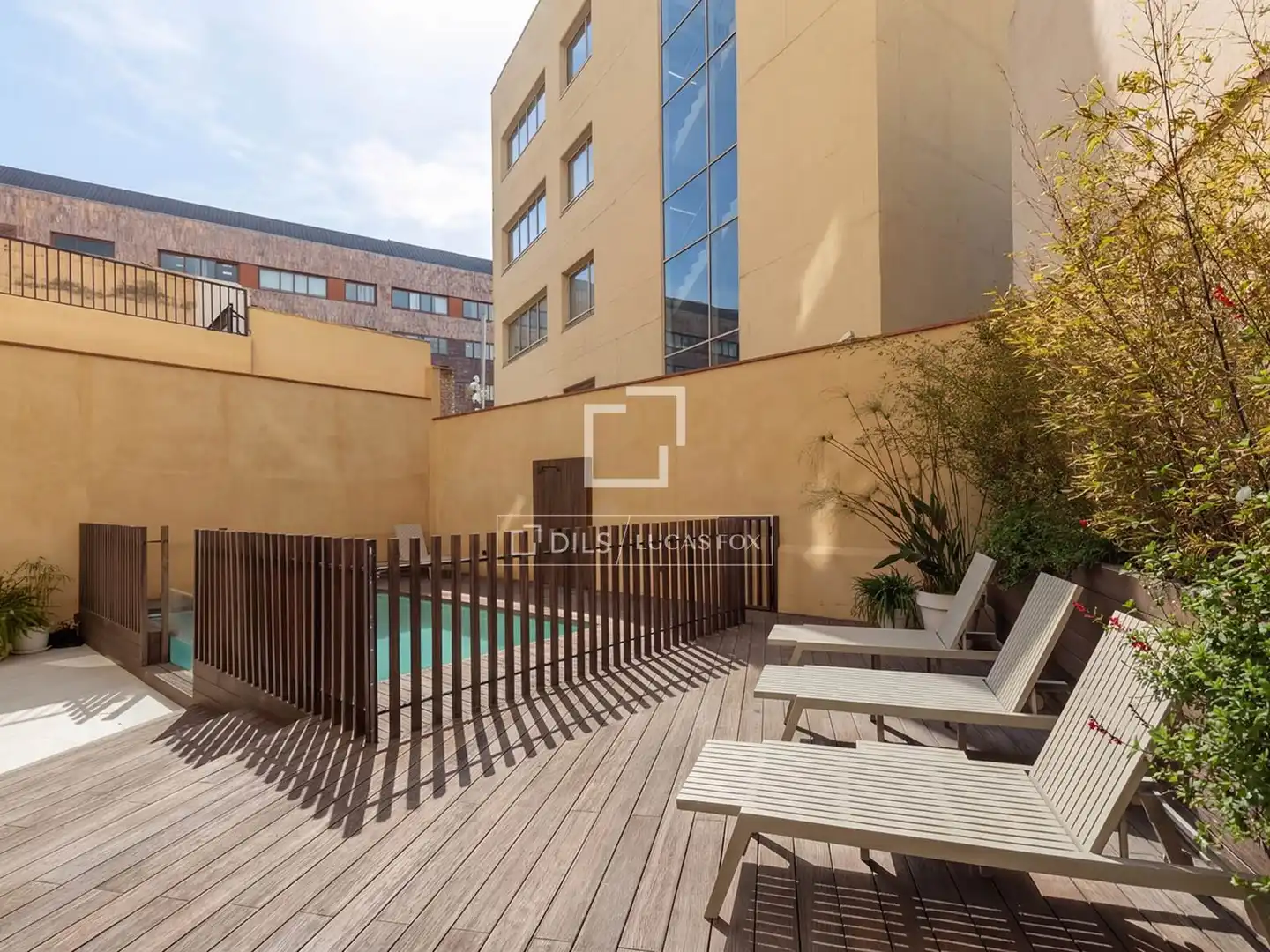Terrace of Flat for sale in Barcelona  with Air Conditioner, Terrace and Swimming Pool