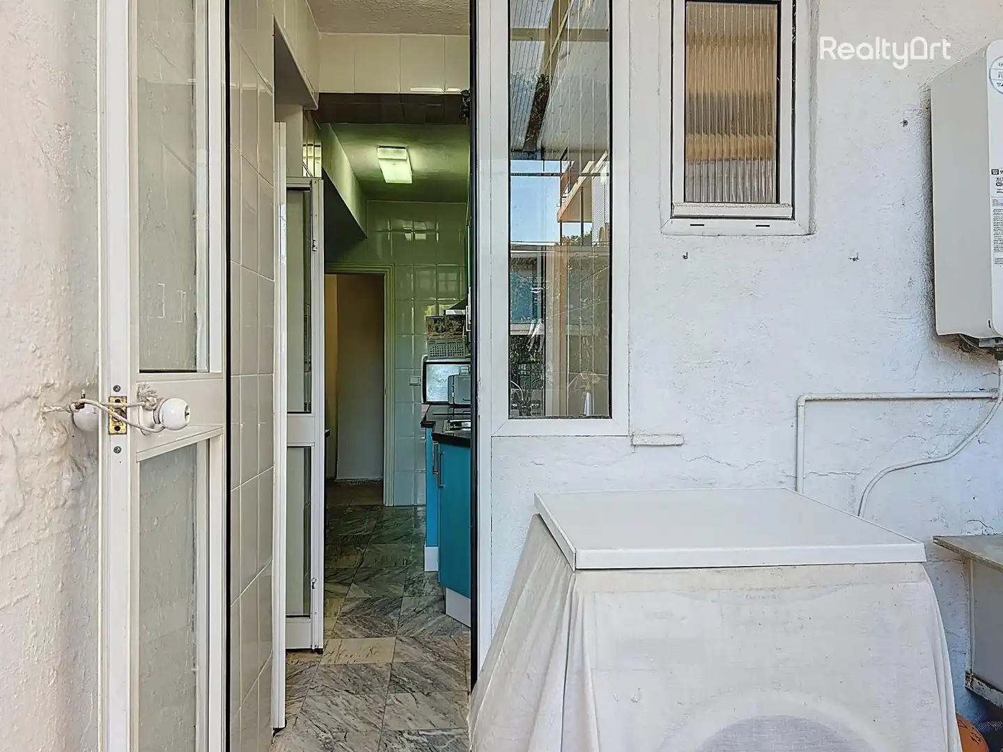 Kitchen of Flat for sale in Sevilla  with Air Conditioner, Terrace and Balcony