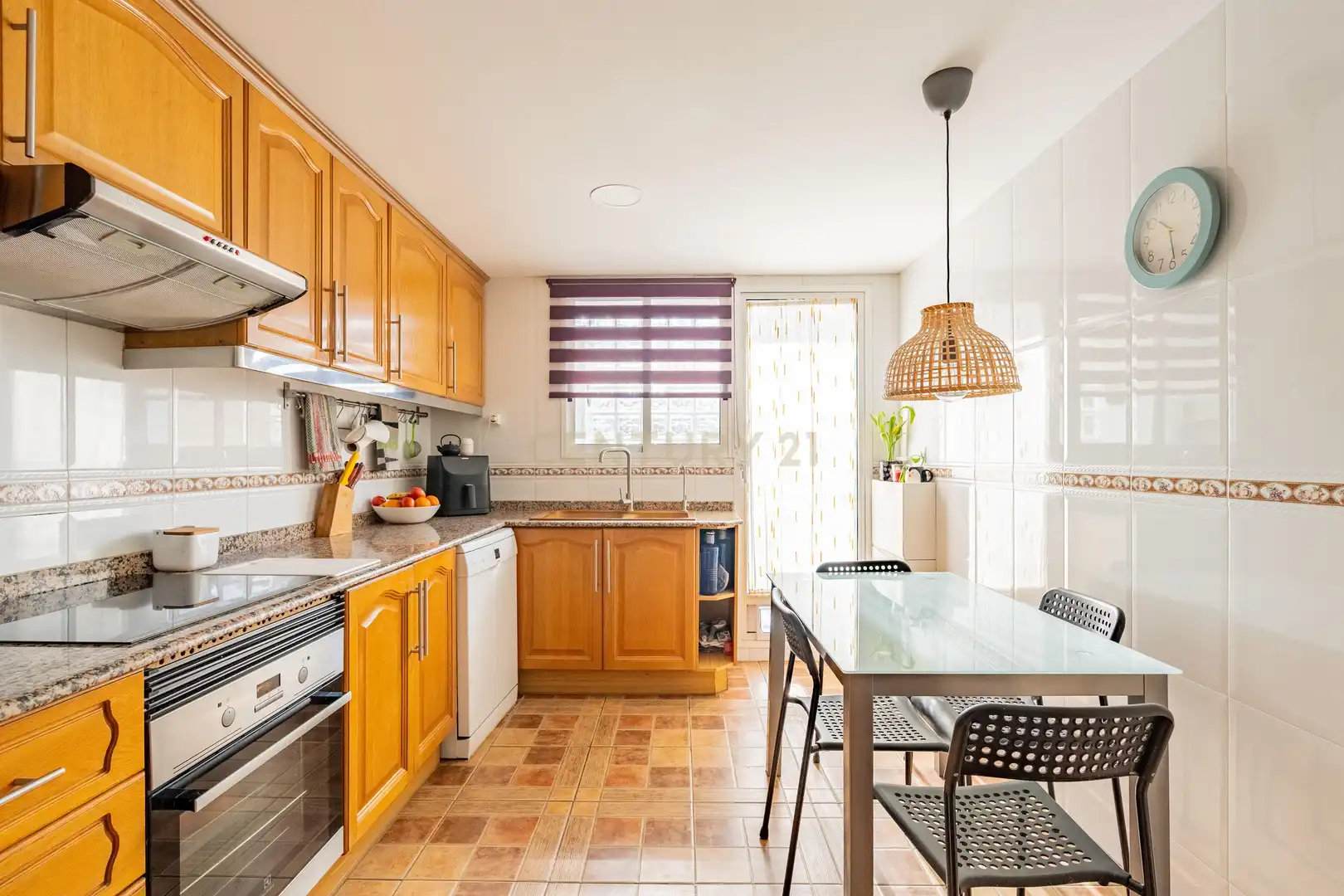Cuina de Apartament en venda en Paterna amb Aire condicionat i Balcó