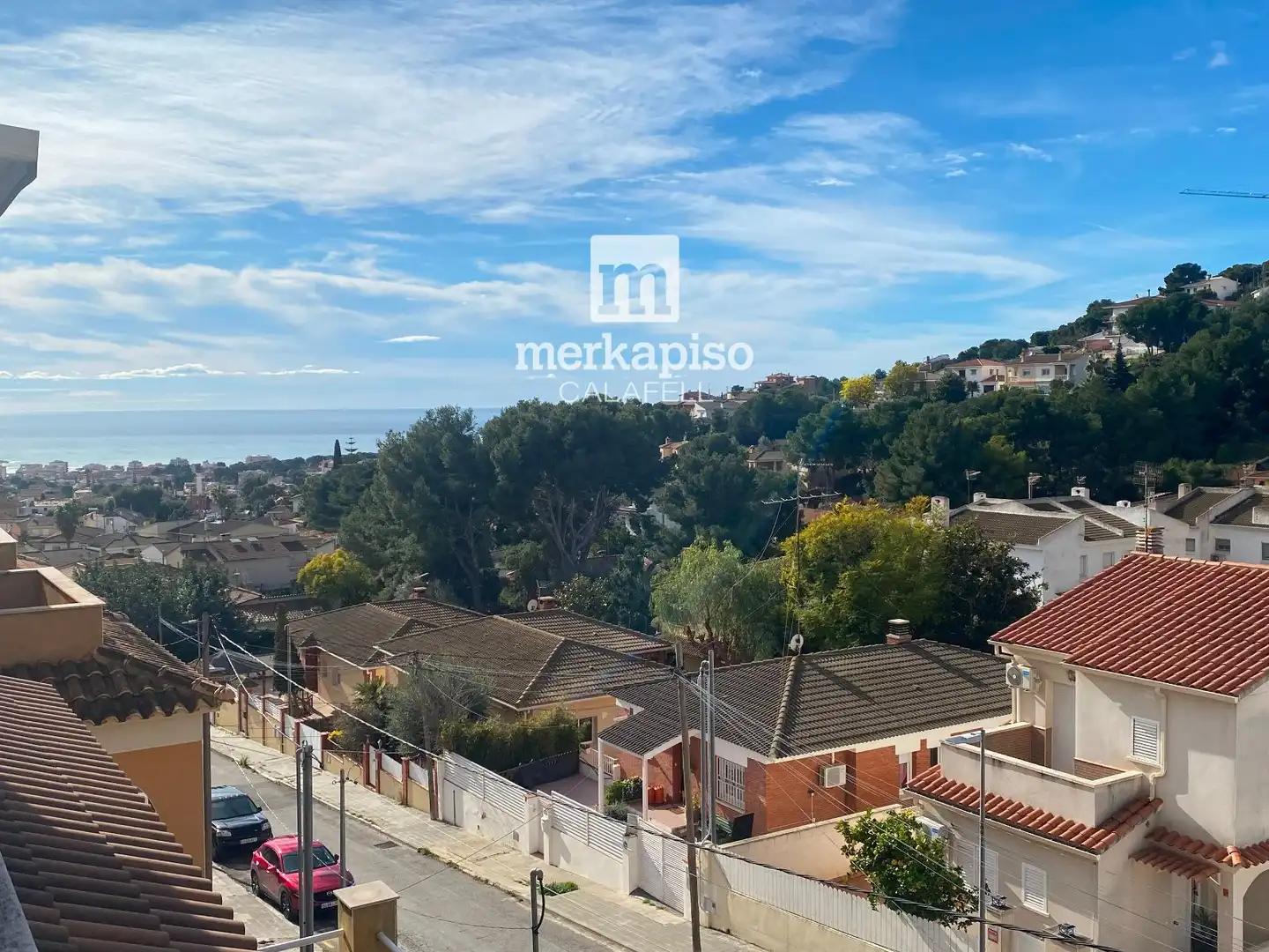 Außenansicht von Einfamilien-Reihenhaus zum Verkauf in Calafell mit Heizung