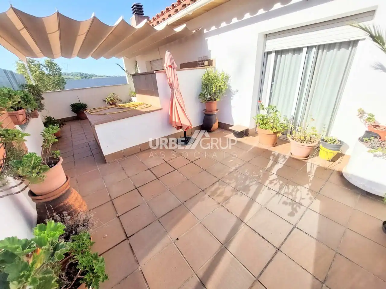 Terrassa de Casa o xalet en venda en Terrassa amb Calefacció, Jardí privat i Terrassa