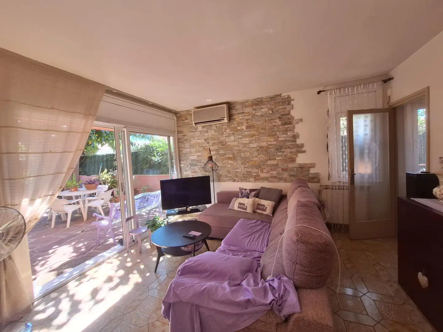 Terraced house with terrace for sale in Poble, imagen 4