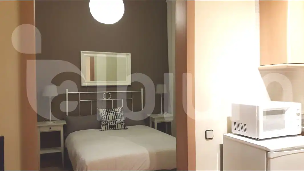 Schlafzimmer von Wohnung zur Miete in Barcelona mit Klimaanlage und Heizung