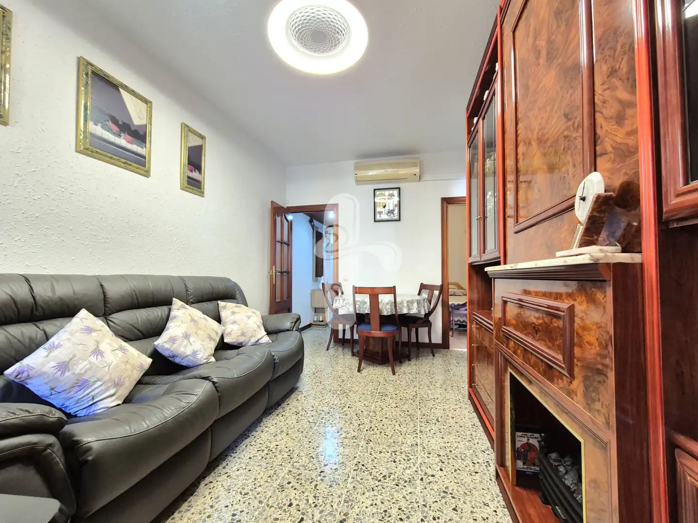 Sala de estar de Piso en venta en Barcelona con Aire acondicionado y Balcón