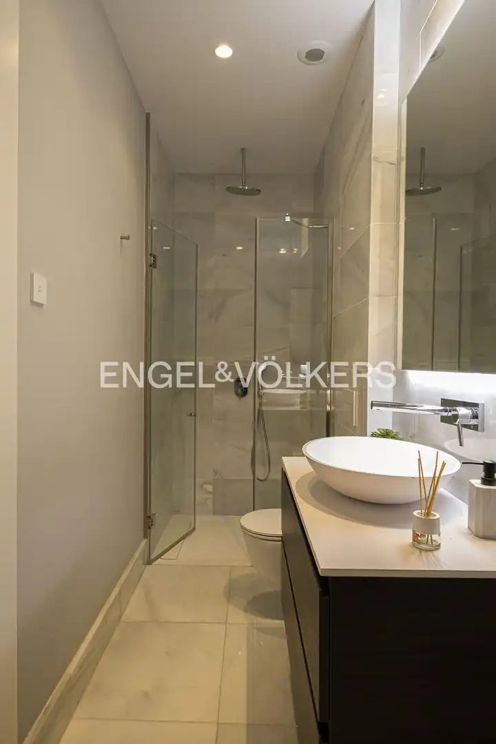 Baño de Ático en venta en Madrid con Aire acondicionado, Calefacción y Terraza