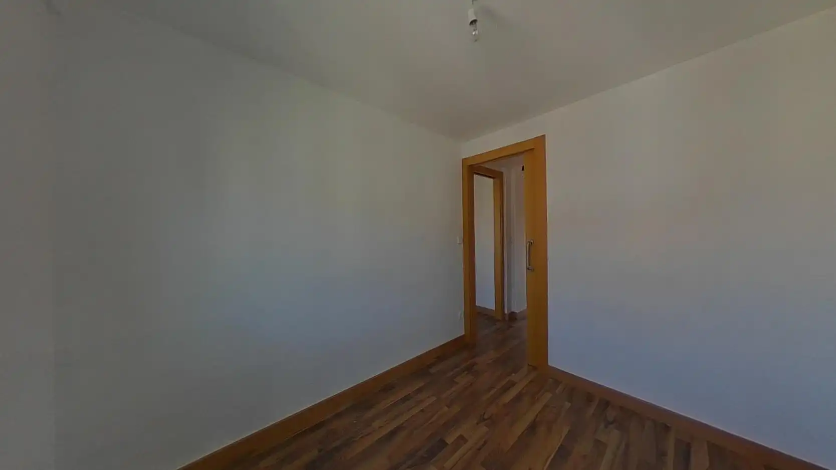 Habitación de Piso en venta en Zaragoza con Calefacción, Parquet y Horno