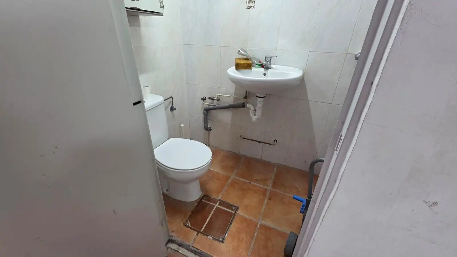 Bany de Casa o xalet en venda en Castro-Urdiales amb Calefacció, Jardí privat i Terrassa