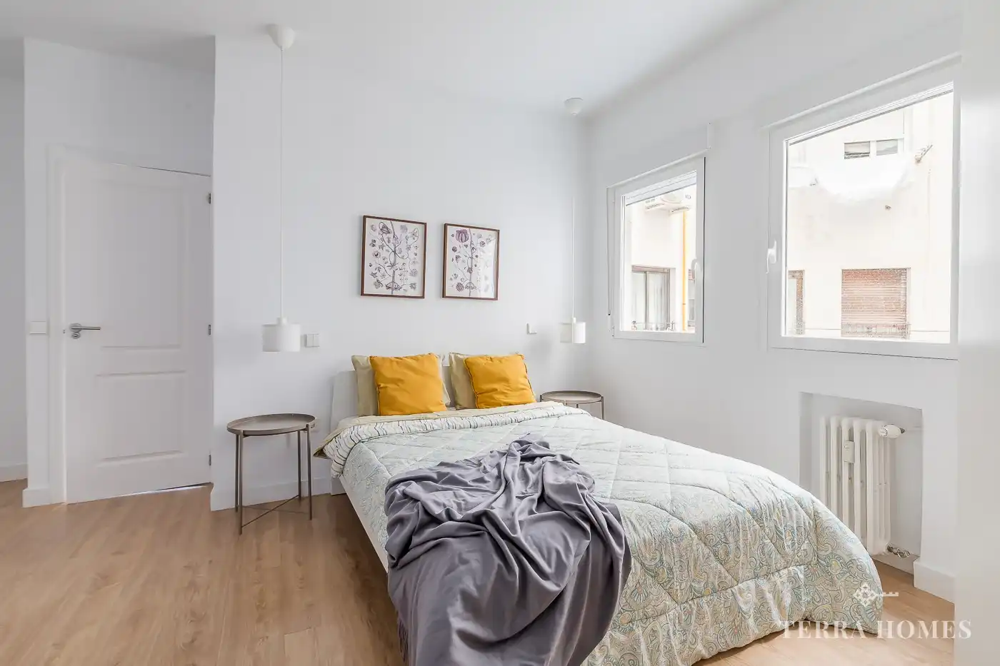 Dormitori de Apartament en venda en Madrid amb Aire condicionat i Moblat