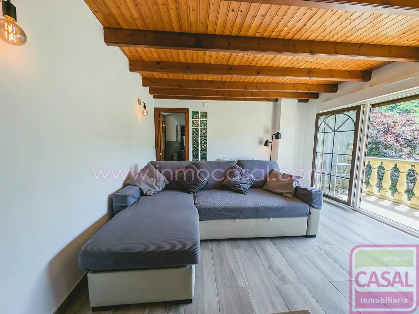 Living room of Houses for sale in San Martín del Rey Aurelio  with Heating, Terrace and Storage room