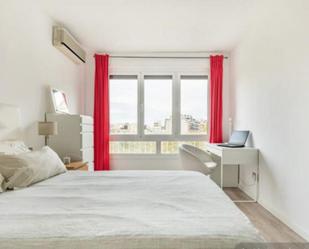 Bedroom of Apartment to share in  Barcelona Capital  with Heating, Furnished and Oven