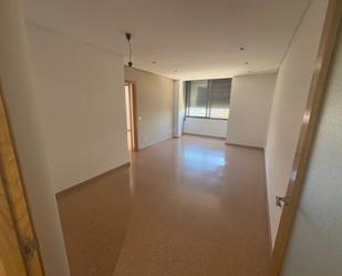 Sala d'estar de Apartament de lloguer en Vinalesa amb Aire condicionat i Calefacció