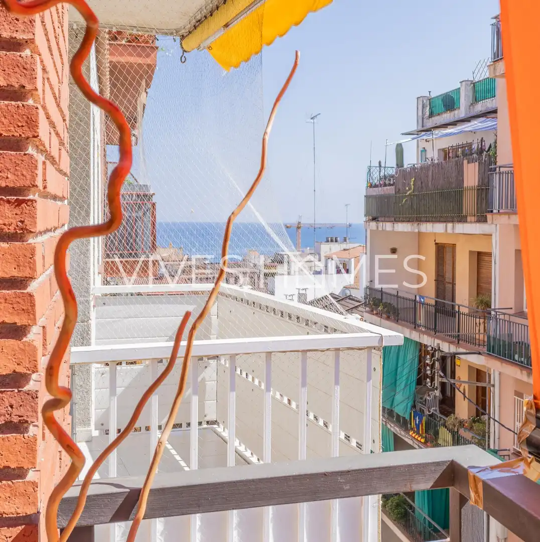 Außenansicht von Wohnung zum Verkauf in Arenys de Mar mit Heizung, Terrasse und Möbliert