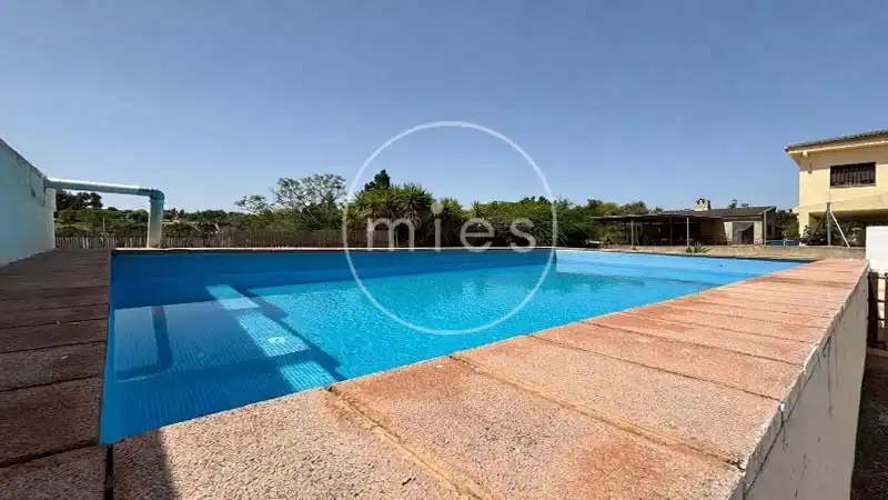 Piscina de Casa o xalet en venda en Turís amb Aire condicionat, Jardí privat i Terrassa