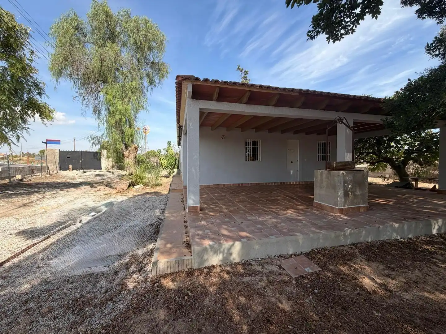 Exterior view of Houses for sale in Torrellano
