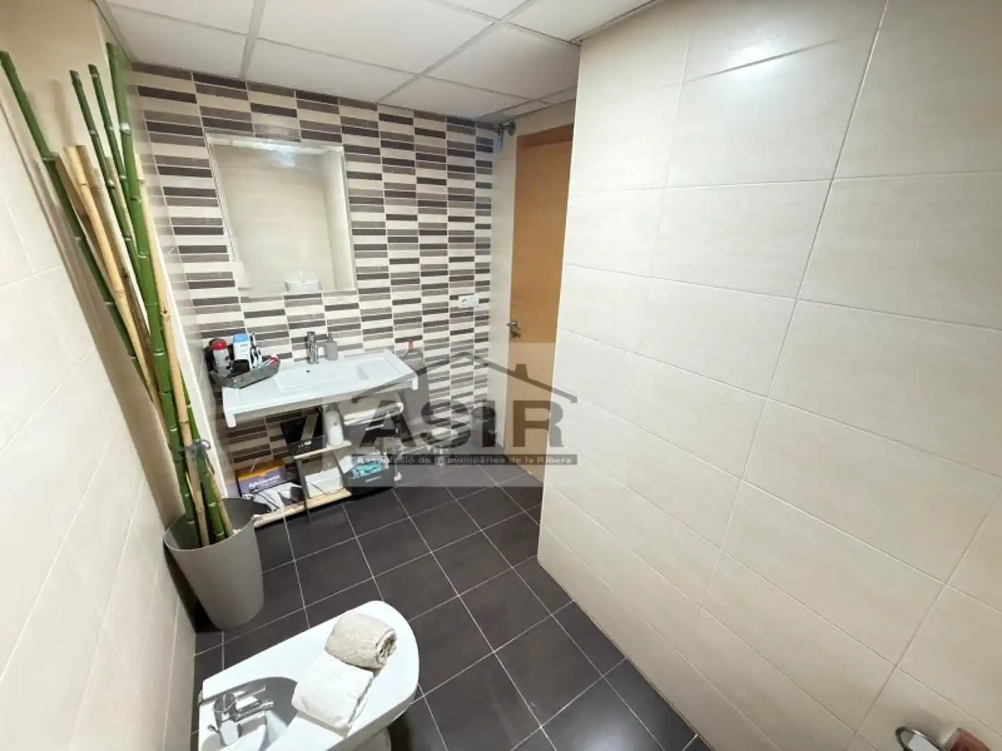 Bathroom of Flat for sale in Alzira
