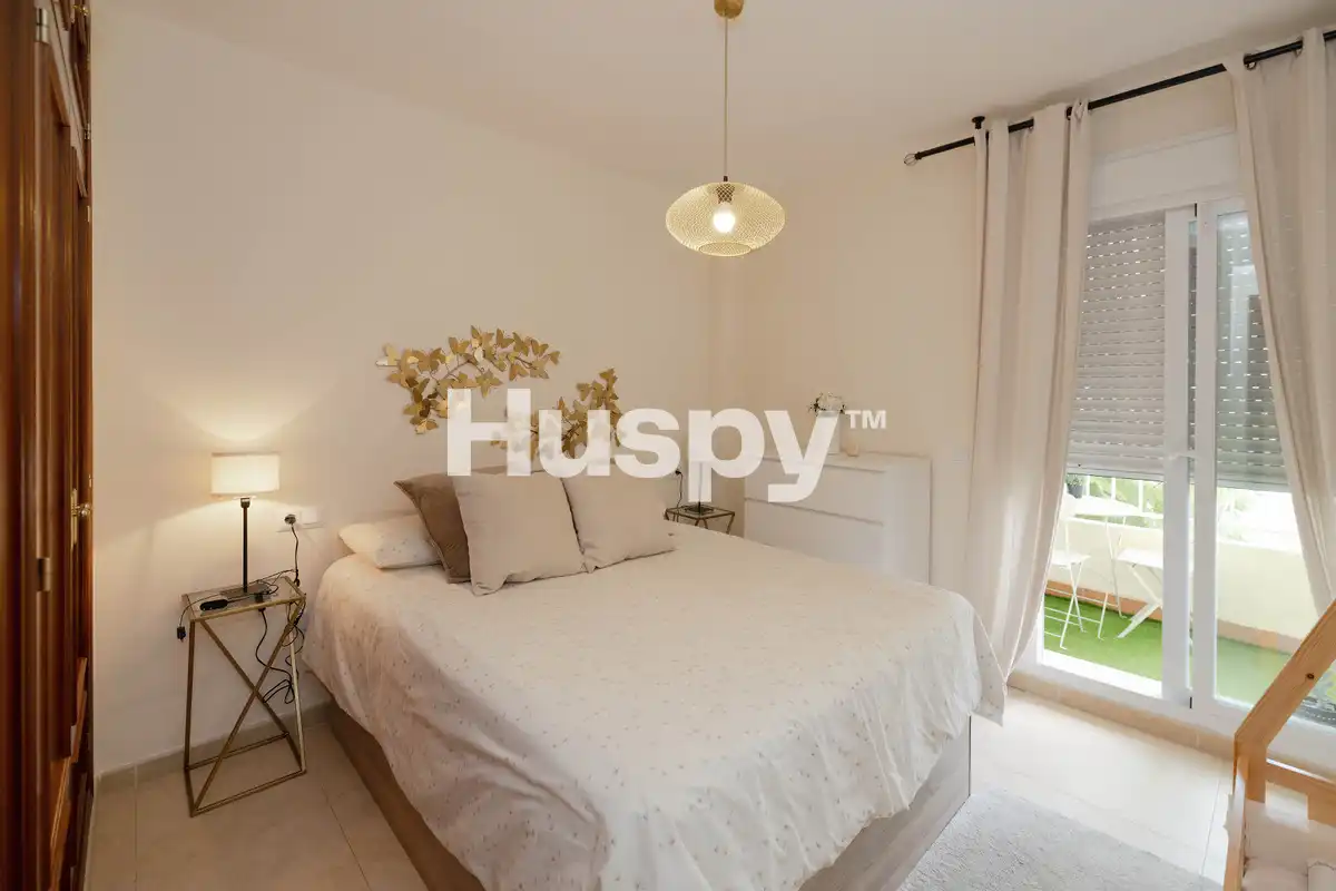 Flat with terrace for sale in Calle Madre Teresa de Calcuta, imagen 18